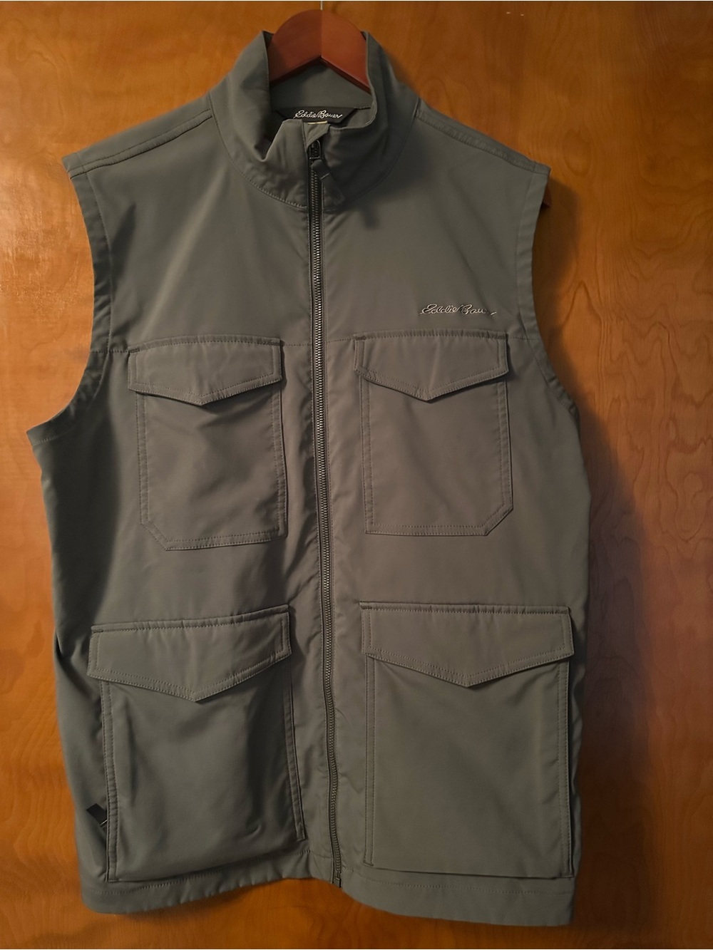 Men’s Eddie Bauer Gray Travex Outdoor Fishing Vest, Size M